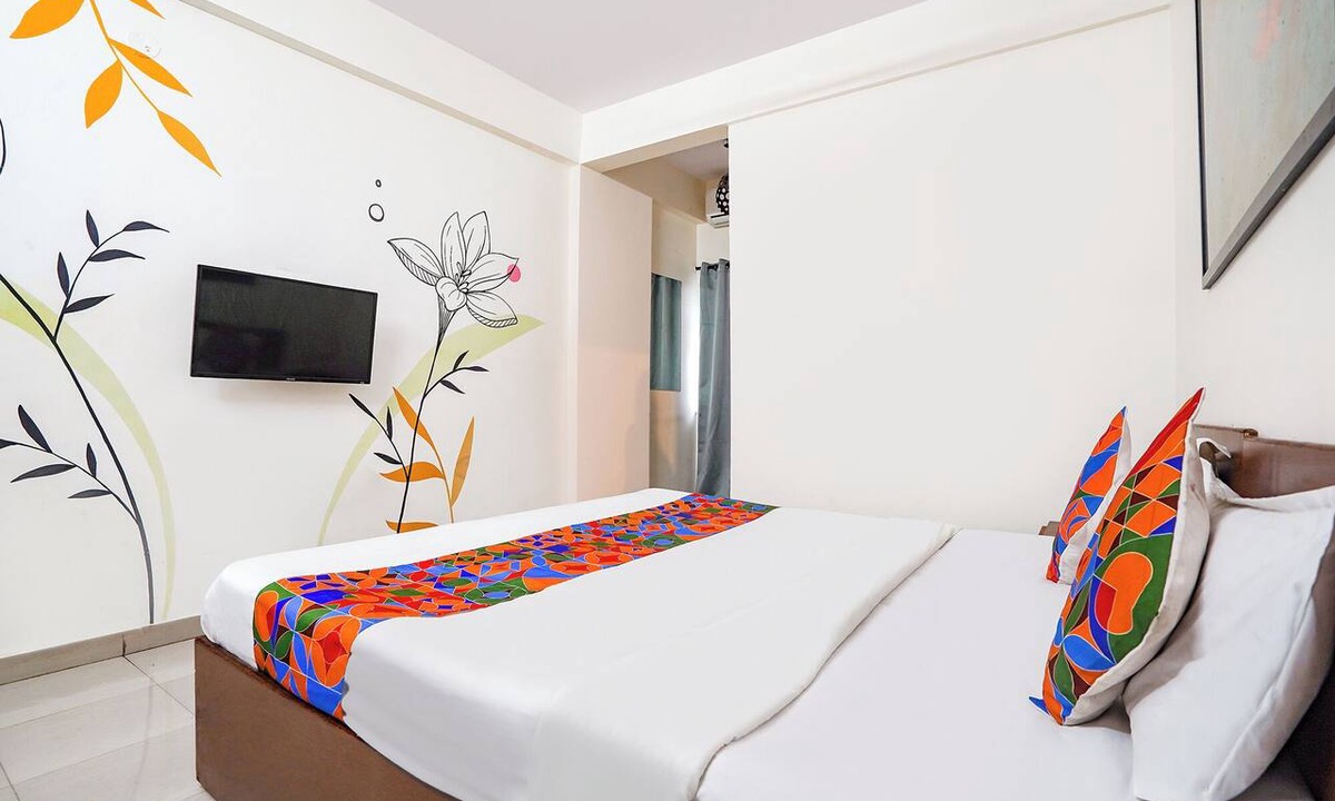 Phase 1 Hotel | Fabhotel Swara Heights