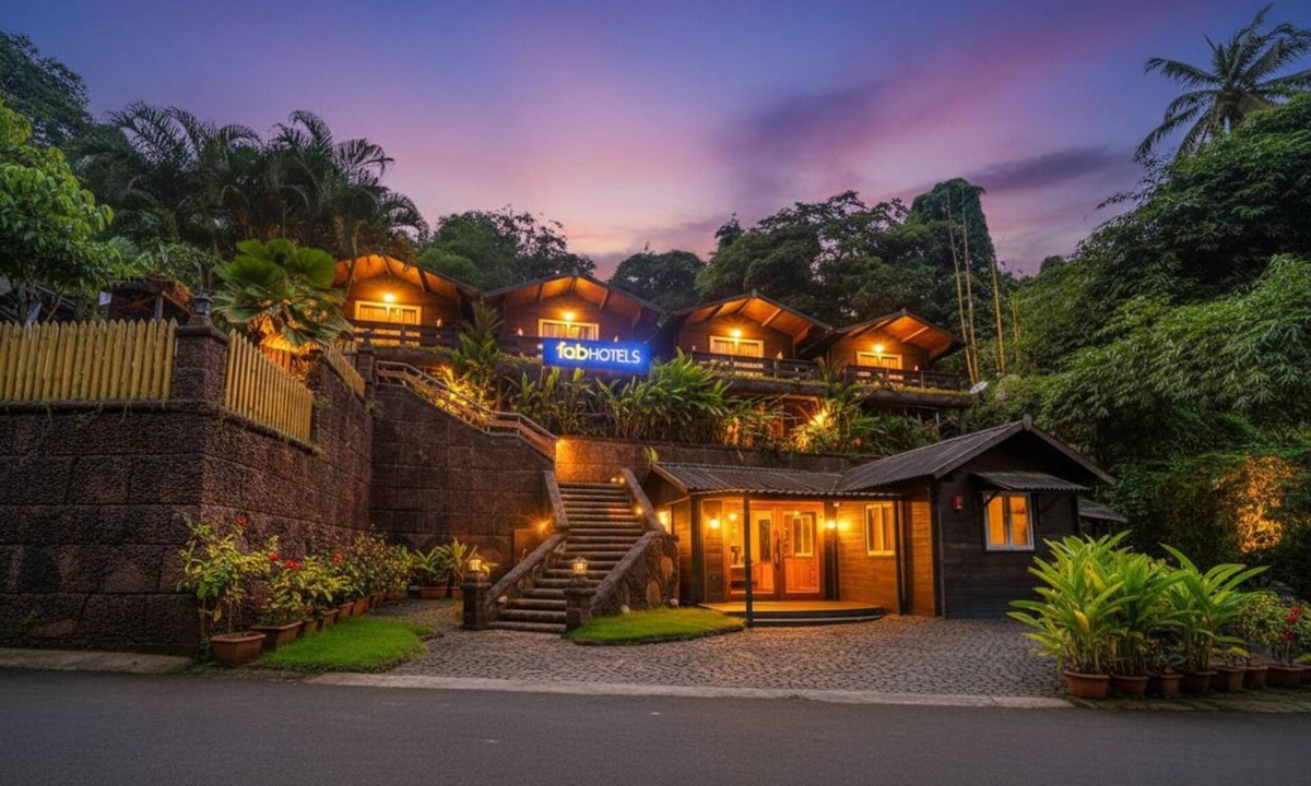 Baga Hotel | Fabhotel Tranquility Cottage Resort