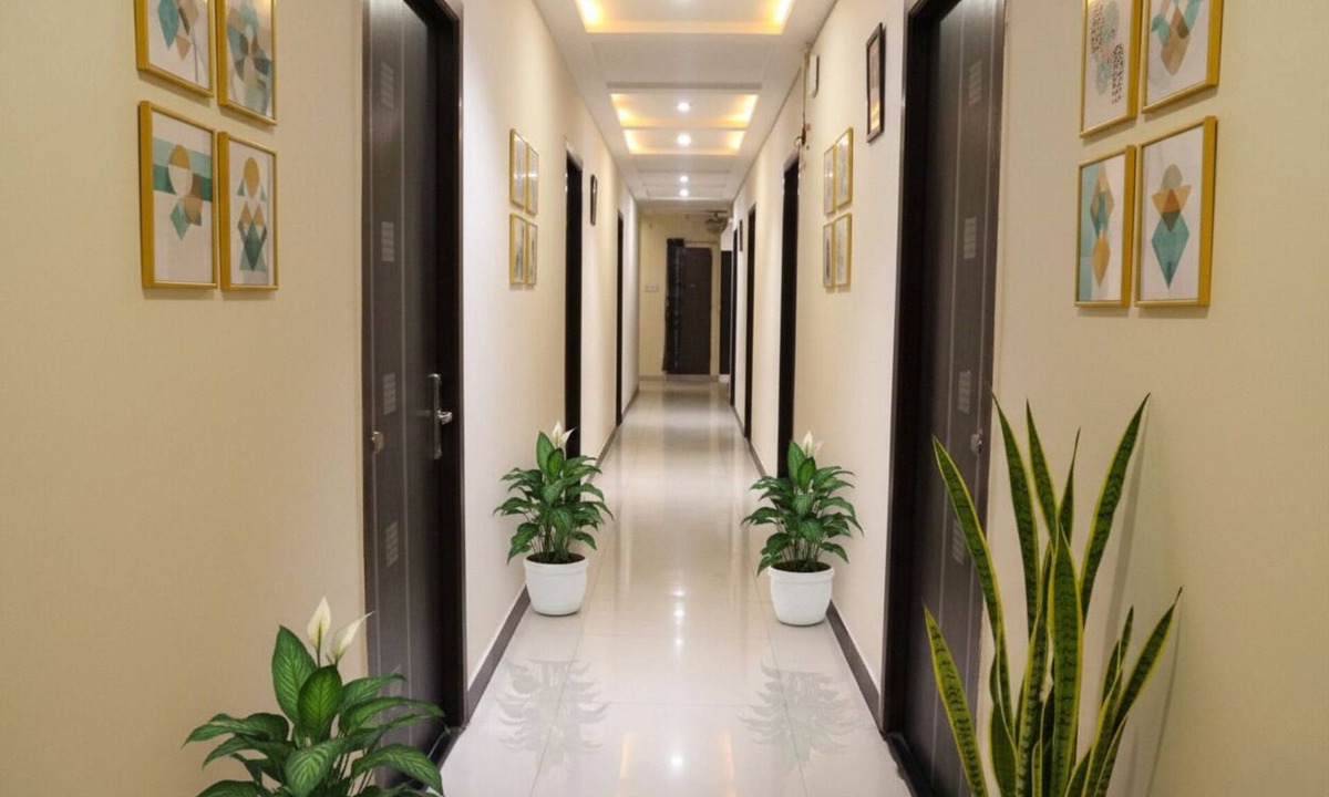 Kondapur Hotel | Fabhotel White Ridge Lb Nagar