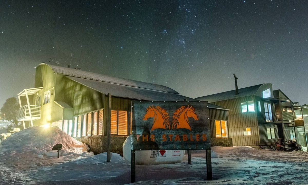 Perisher Valley Apartment | Family Chalet 27 - Luxurious family chalet with spectacular views