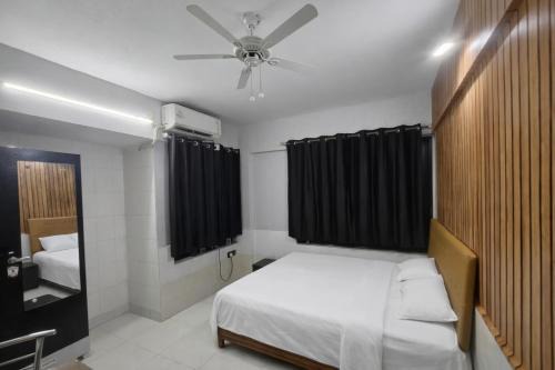 Thane West Apartment | Family Home 2BHK Apartment Thane West