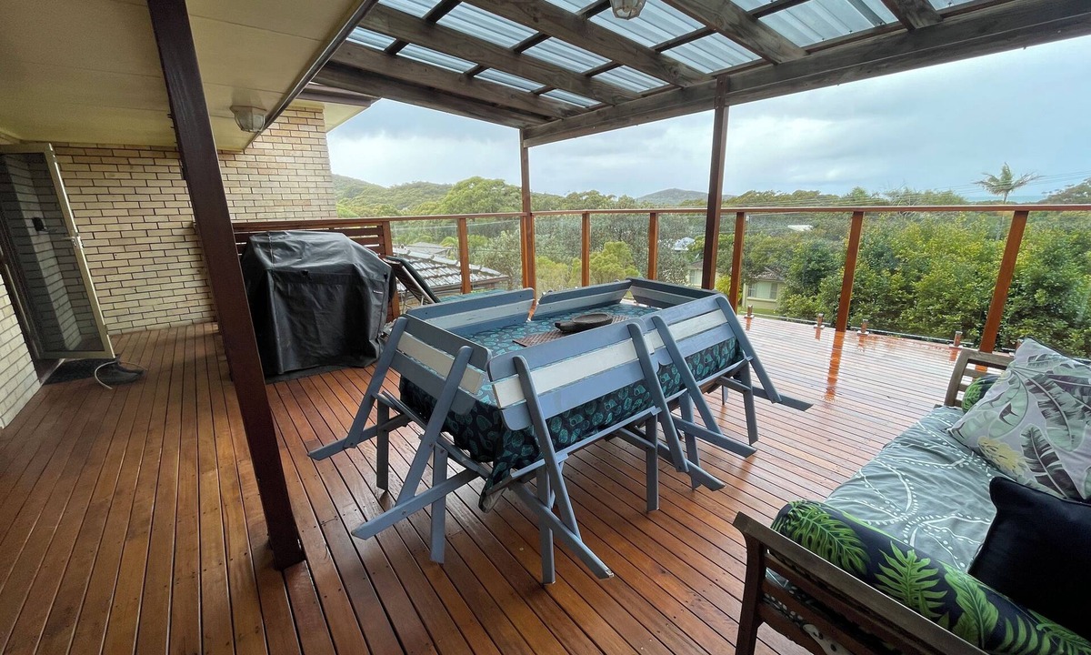 Fingal Bay House | Fingal Bay, Port Stephens, dog friendly, close to beach