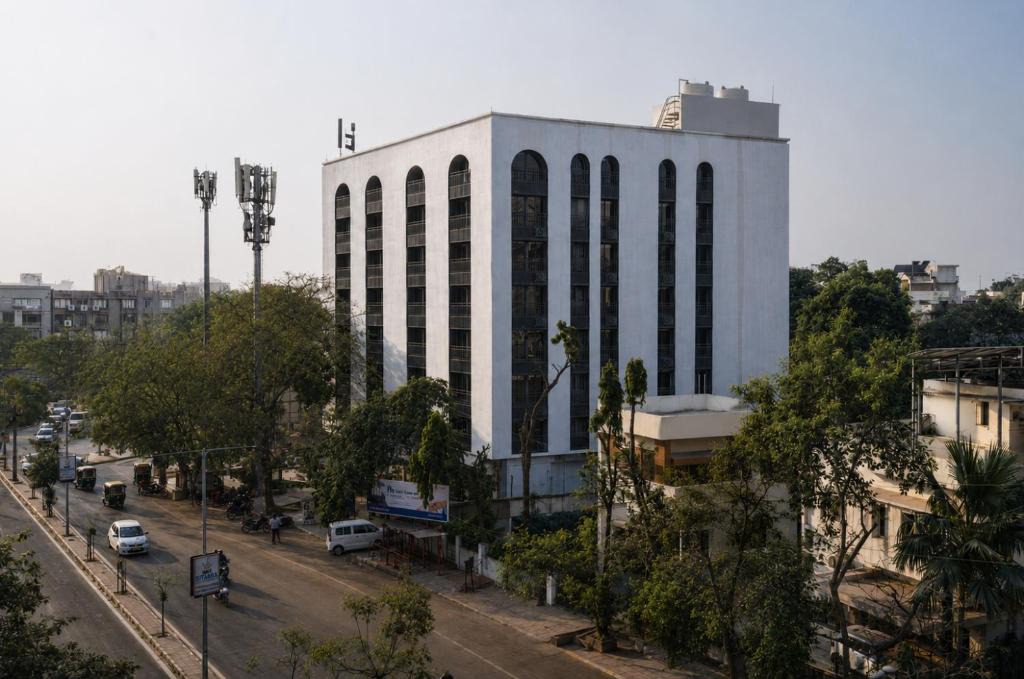 Ahmedabad Apartment | FLH Residences, Ambawadi