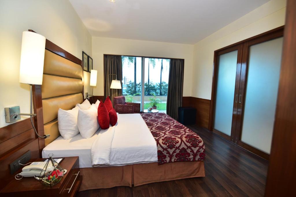 Vashi Hotel | Fortune Select Exotica, Navi Mumbai - Member ITC Hotels' Group