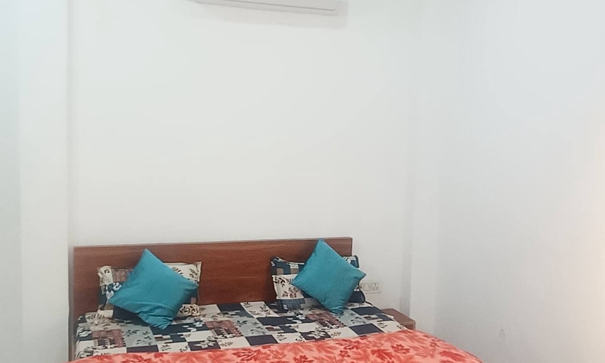 Faizabad House | Friendly and helpful people quite homestay