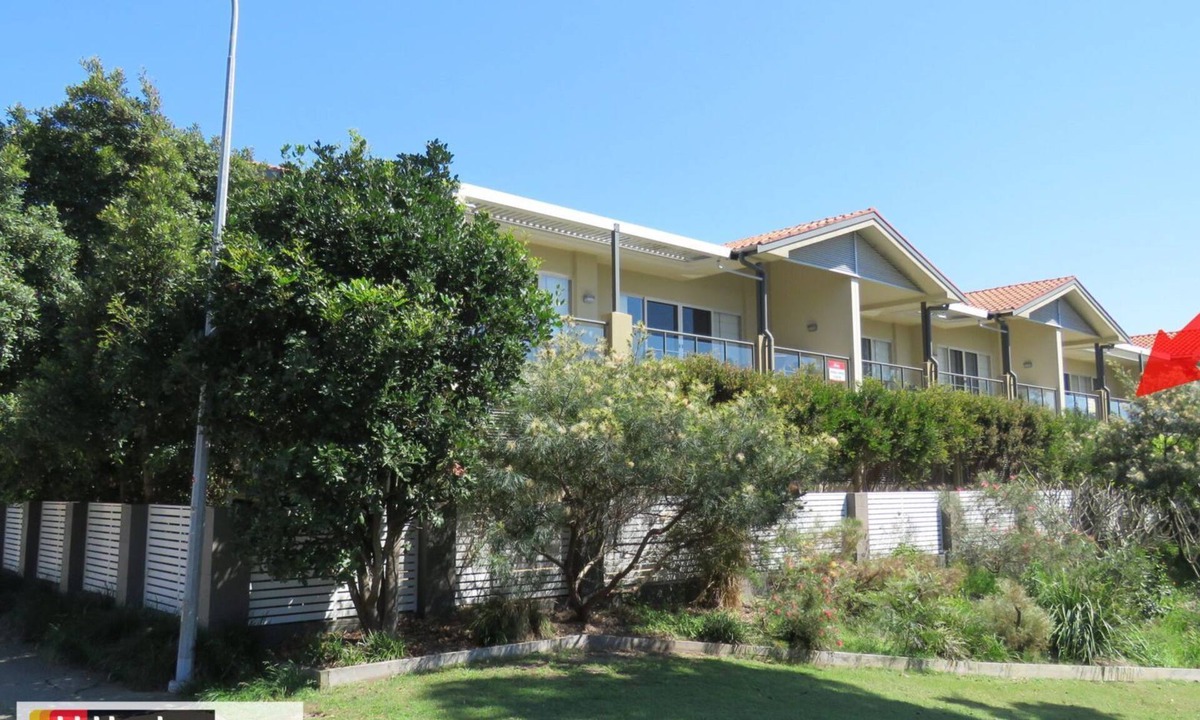 South West Rocks Apartment | FRONT CREEK UNIT 3 - VIEWS OVER FRONT CREEK