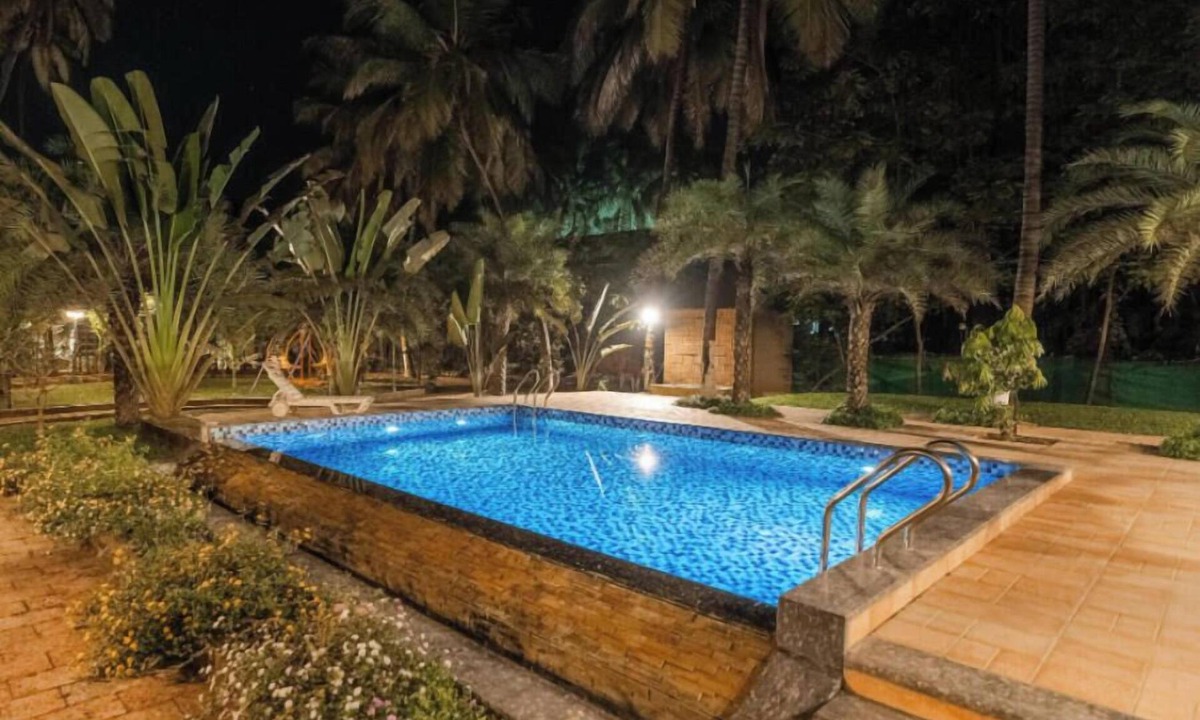 Nagaon Villa | Gaaz 1 by Soumils Stays