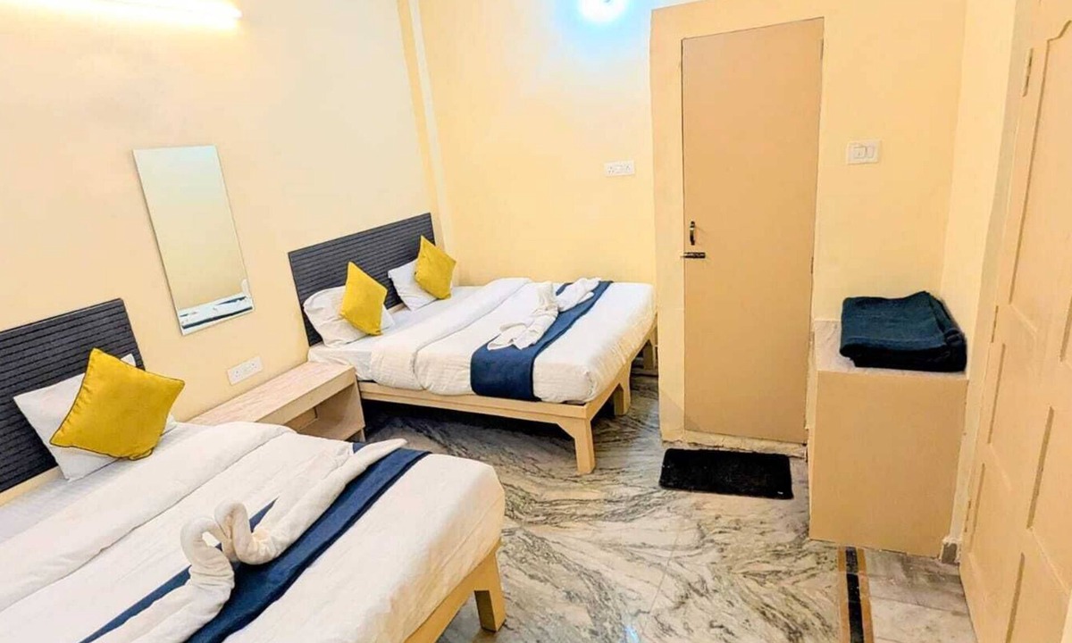 Varanasi Hotel | GANGA KASHTI