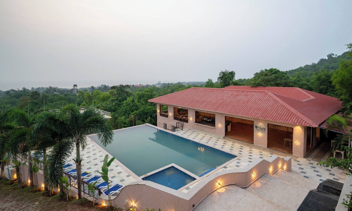 Morjim Hotel | Goa Crescent Resort - A Hilltop Seaview Escape