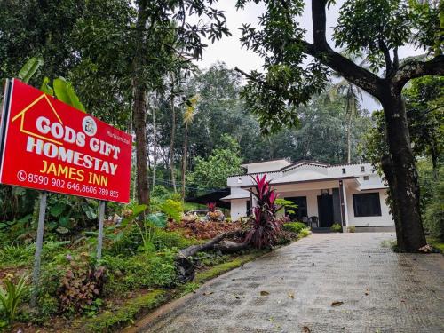 Lakkidi House | Gods Gift Homestay James Inn