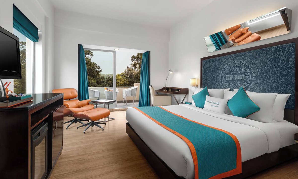 Sector 29 Hotel | Golden Tulip Gurgaon - Sector 29