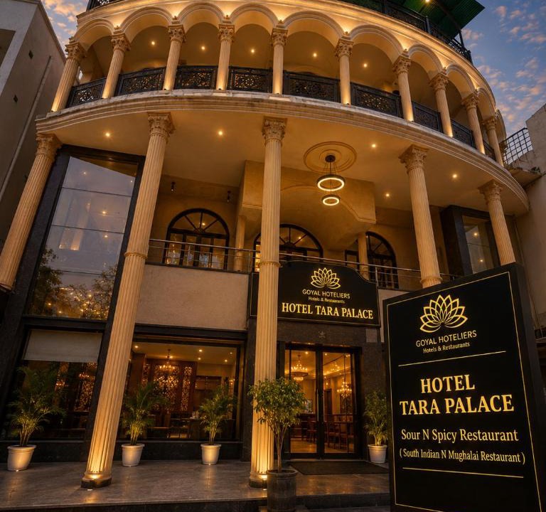 Agra Hotel | Goyal Hotelirs - Hotel Tara Palace near Tajmahal east gate, Agra