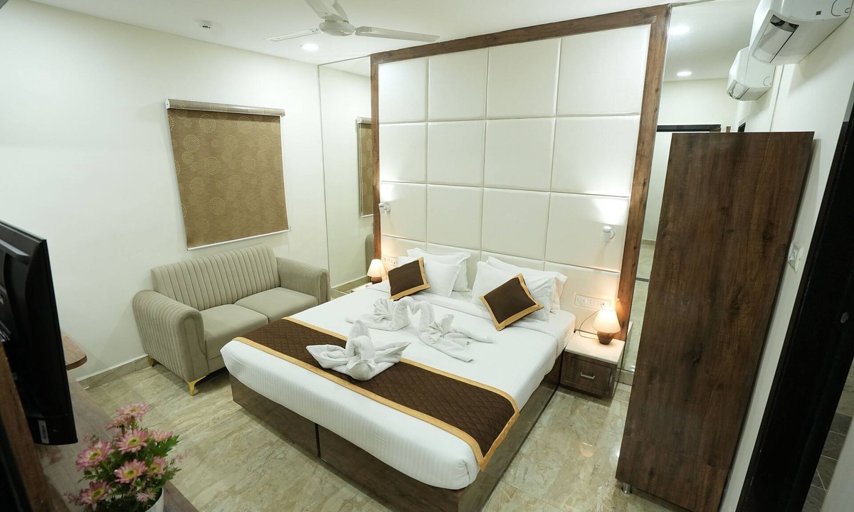 Meenambakkam Hotel | Grace Residency Chennai Airport