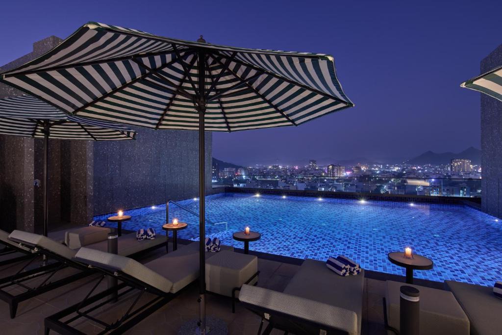 Udaipur Hotel | Grand Continent - A Luxury Collection, Udaipur