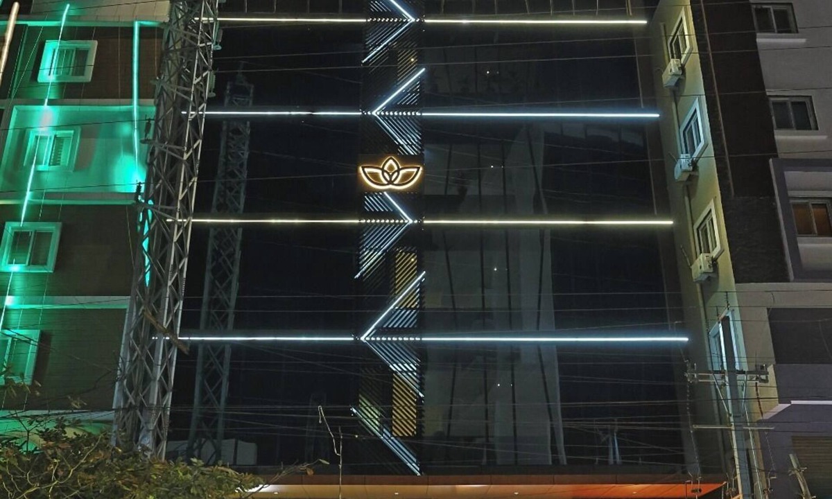 Hyderabad Hotel | Grand Continent Hotel Gachibowli, US Consulate