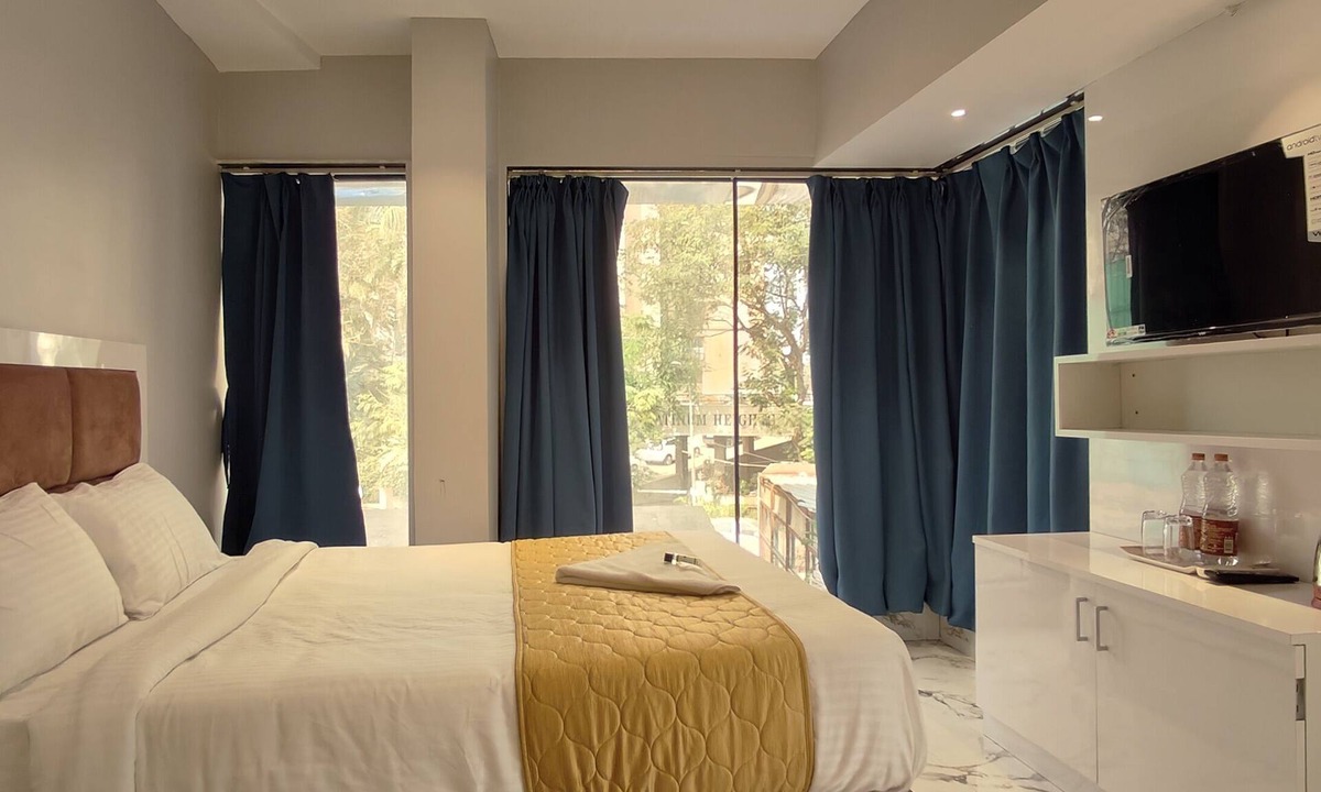 Jogeshwari West Hotel | Grand Dyad Hotel