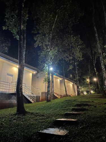 Devikolam Bed & Breakfast | Grand Trees Resort