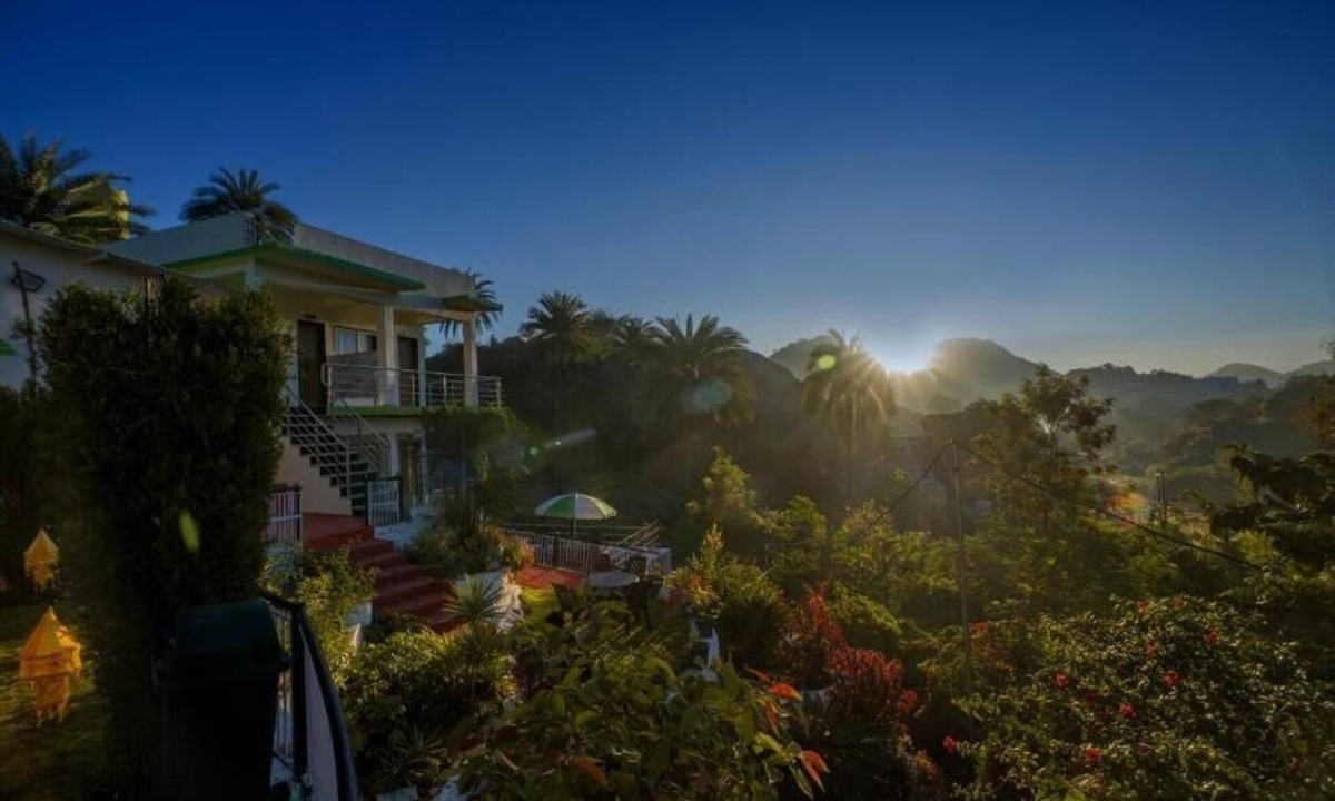 Mount Abu Resort | Green Valley - By Dev