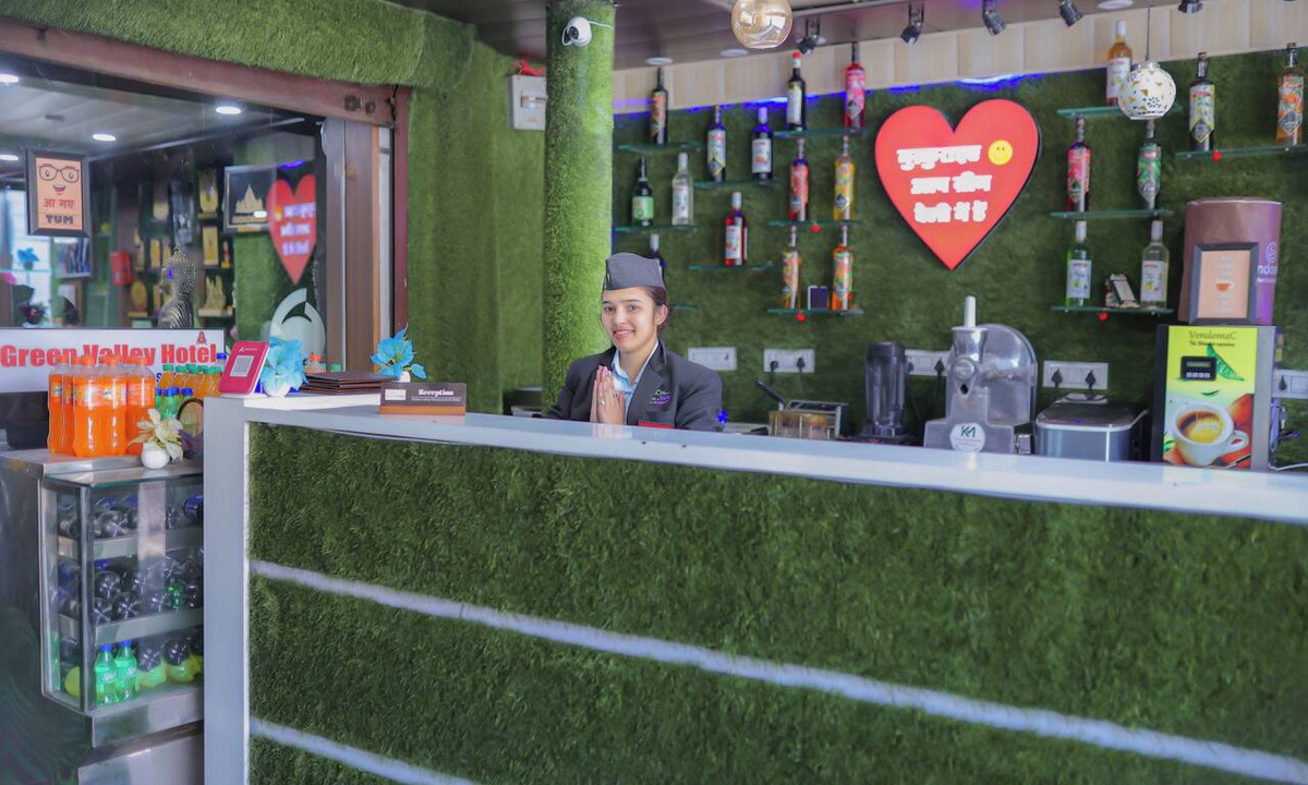 Srinagar Hotel | Green valley Hotel & Restaurant