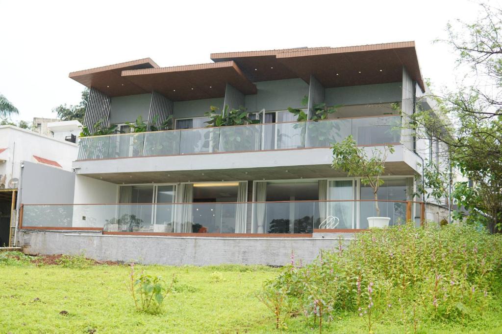 Khodala Villa | H To H Villa 5 BHK Luxurious Villa - Igatpuri