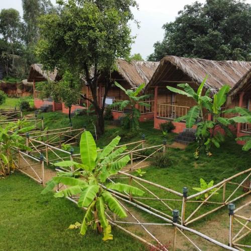 Sanapur Hotel | Hampi Waterfall Cottages