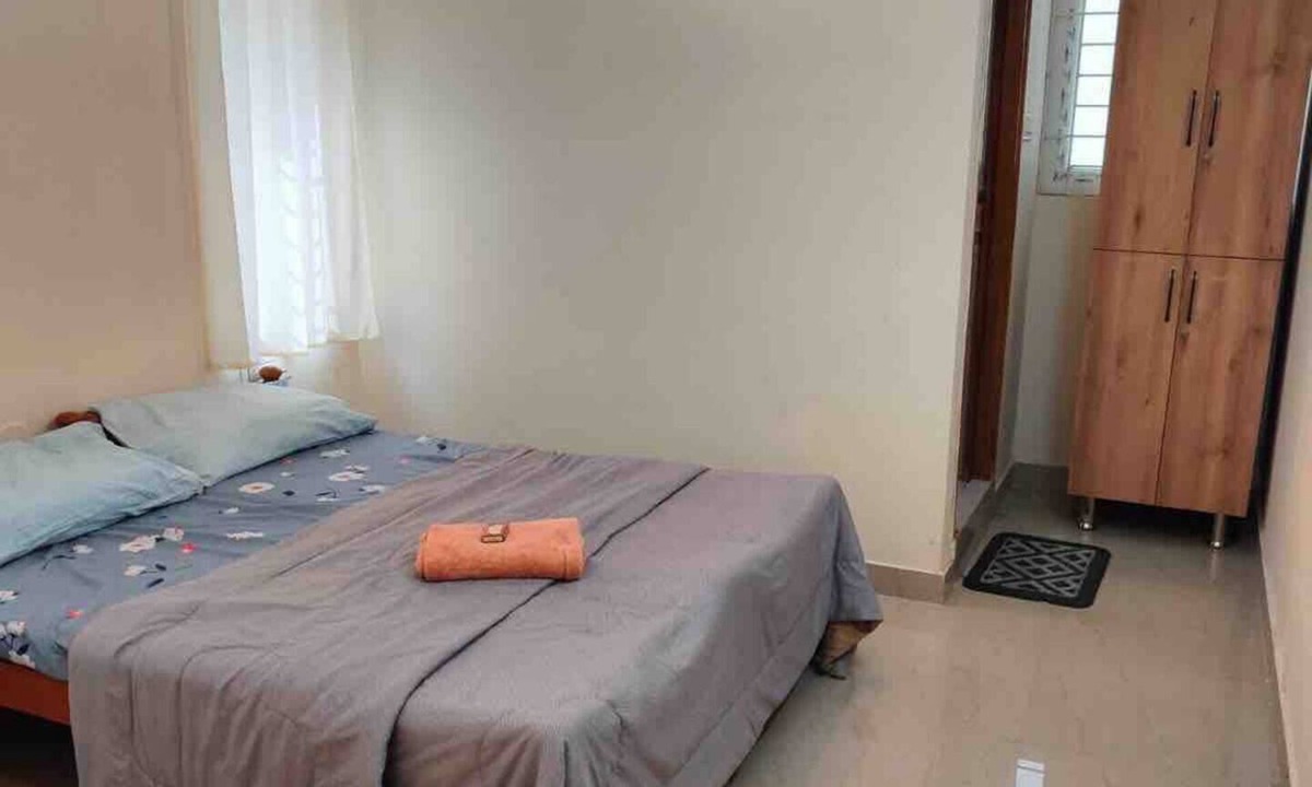 Shaikpet Apartment | Happy Homes- Decent Airy & Comfortable AC 2BHK