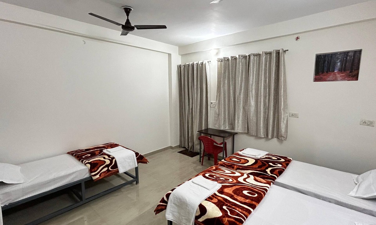 Allahabad Bed & Breakfast | Happy Homestay