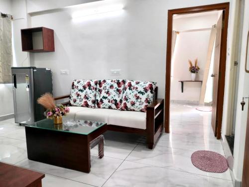 Palm Meadows Apartment | Harmony heights 601