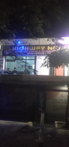 Varanasi House | Highway Night
