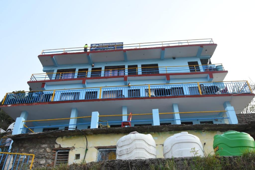 Dhanaulti House | Hill Queen Guest House Room & Cottage