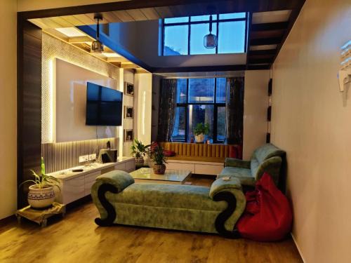 Sidhanathwadi Rural Apartment | Hillside Penthouse with Panoramic Views