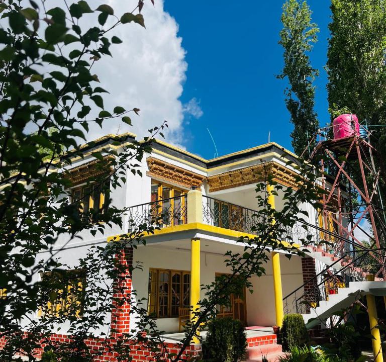 Hunder House | Himalayan Bloom Guest House ,Hunder Nubra Valley