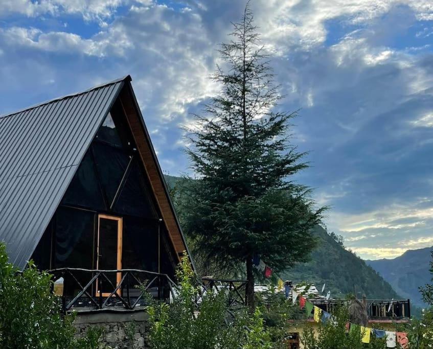 Banjar Ski Chalet | Himalayan Manor A-Frame Cabin