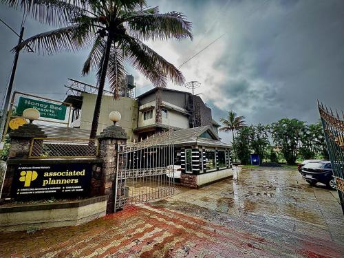 Lonavala Resort | HoneyBee Resort Lonavala
