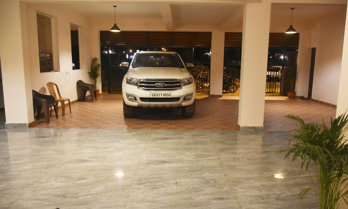 Stuart Hill Hotel | Hotel Airavata