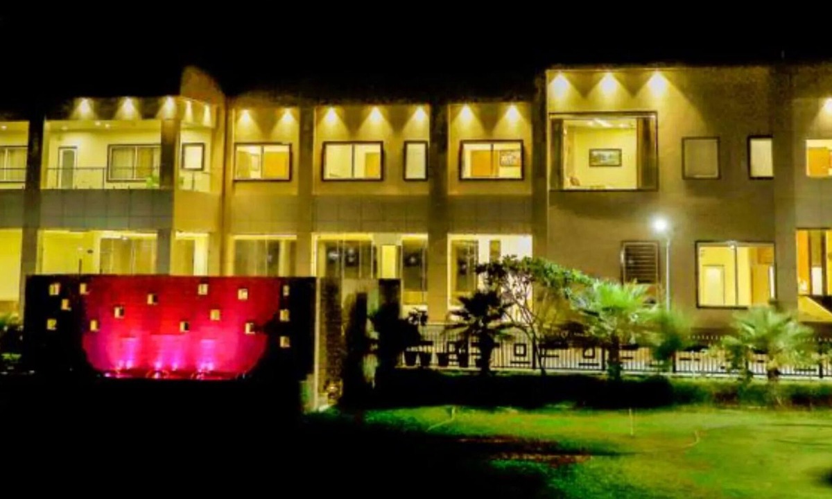 Bharatpur Hotel | Hotel Amar Vilas & Resort Bharatpur
