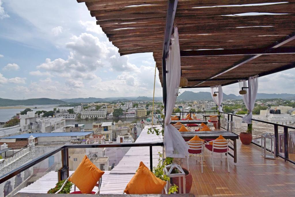 Udaipur Hotel | Hotel Banjara Heritage