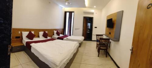 Khatu Hotel | Hotel CM Palace Khatu Shyam ji