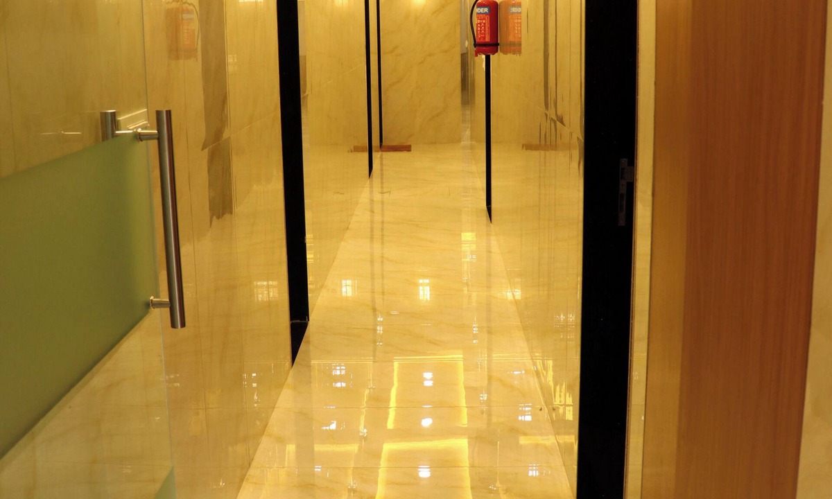 Malad East Hotel | Hotel Comfy Inn