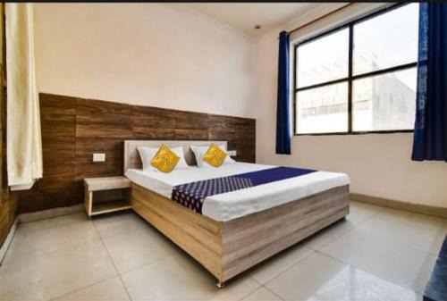 Rudrapur Hotel | Hotel CROWN PLAZA SK