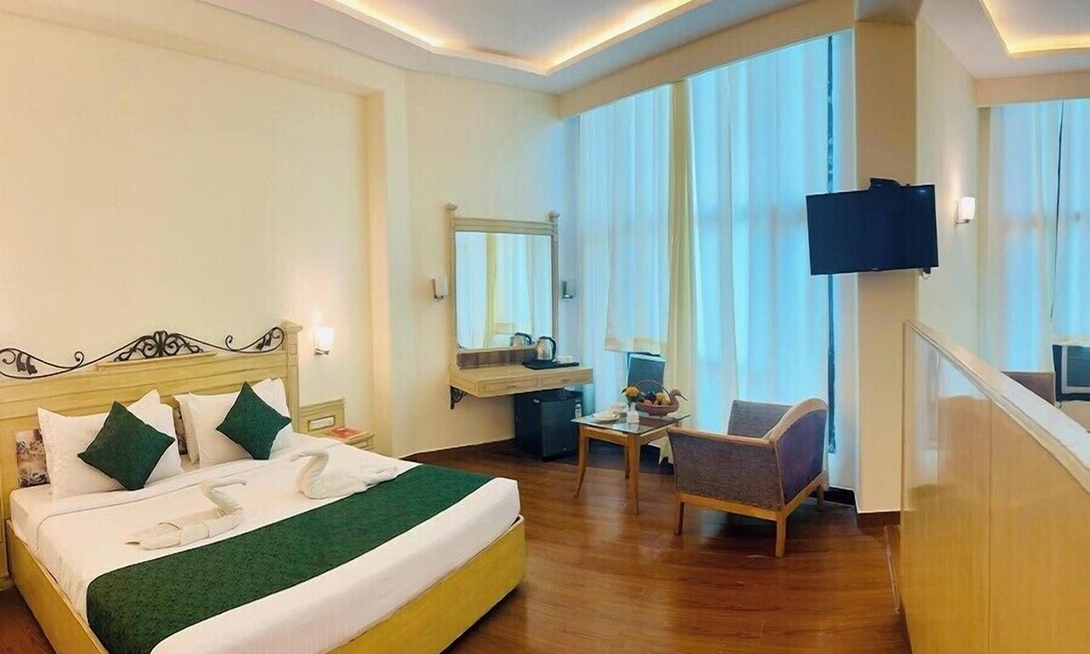 Katra Hotel | Hotel Devi Grand