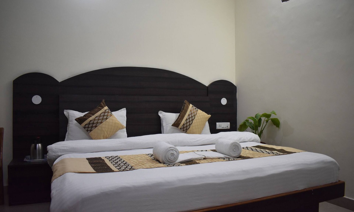 Katra Hotel | Hotel Devi Mahal