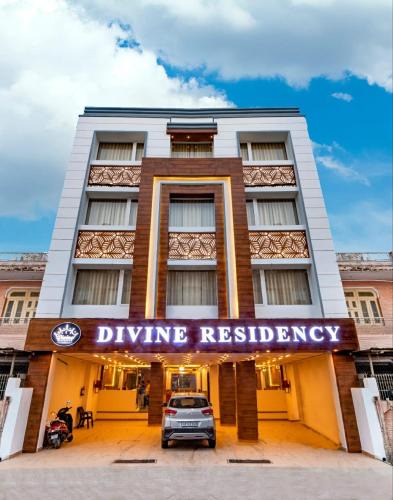 Haridwar Hotel | Hotel Divine Residency by VARSHRI
