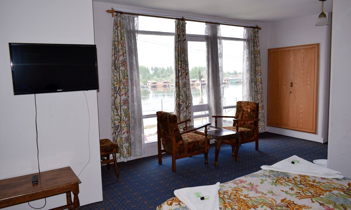 Dal Lake Hotel | Hotel Duke