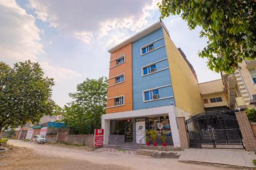 Haridwar Hotel | HOTEL DWARKADHEESH