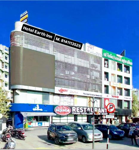 Ahmedabad Hotel | HOTEL EARTH INN, Subhash Bridge, RTO Circle, Ahmedabad