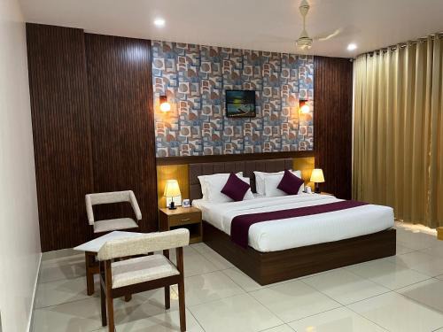 Kottayam Hotel | Hotel Floral Palace