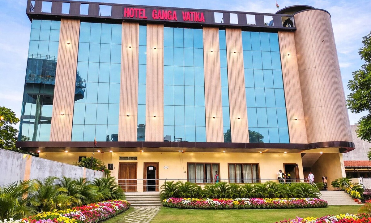 Varanasi Hotel | Hotel Ganga Vatika Varanasi