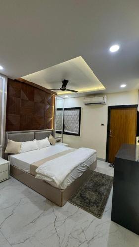 Sanawad Hotel | Hotel Gatik Inn