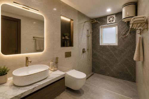Calangute Apartment | Hotel GenZ Near Baga Beach Way